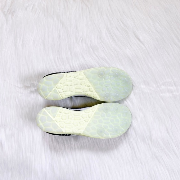 Women’s Nike Zoom Rival Waffle Racing Shoes - Picture 8 of 10